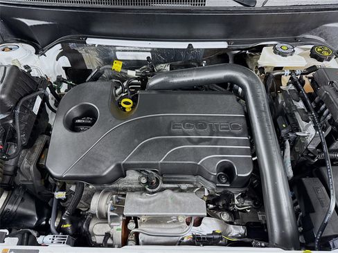 Used 2024 Chevrolet Equinox LT image 29