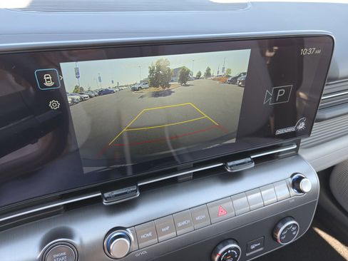 New 2026 Hyundai Kona SE image 17