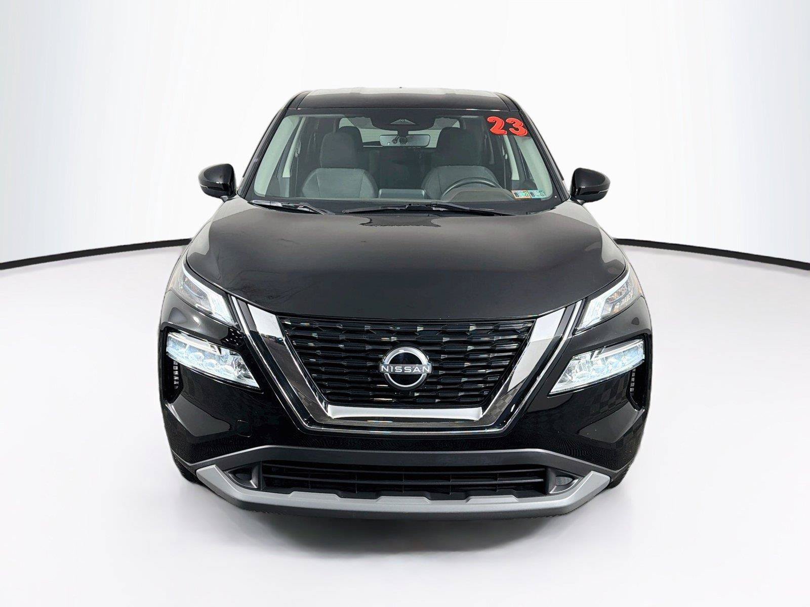 Used 2023 Nissan Rogue SV AWD/4WD image 13