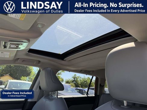 Used 2022 Toyota Highlander XLE FWD image 26