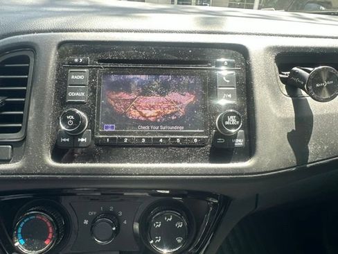 Used 2018 Honda HR-V LX image 18