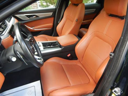 Used 2021 Jaguar XF R-Dynamic SE AWD/4WD image 12