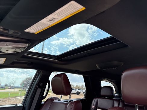 Used 2023 Dodge Durango GT image 10