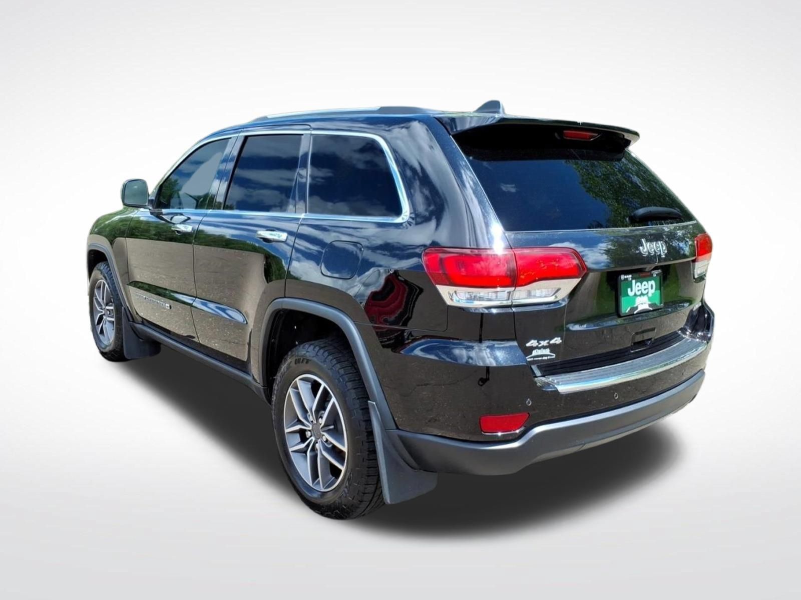 Used 2022 Jeep Grand Cherokee Limited AWD/4WD image 3