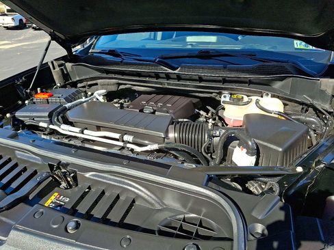 Used 2023 Chevrolet Silverado 1500 Custom Trail Boss image 27