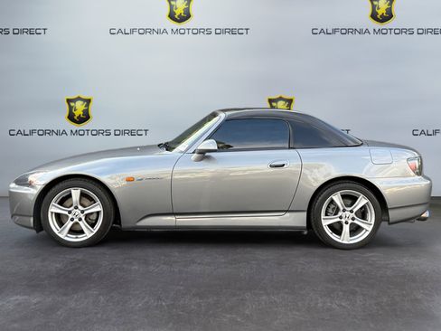 Used 2008 Honda S2000 image 2