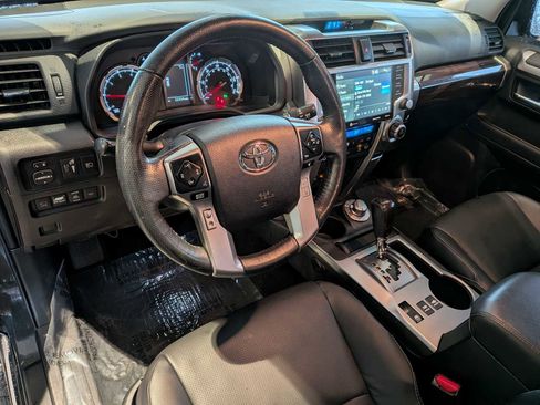 Used 2024 Toyota 4Runner Limited AWD/4WD image 3