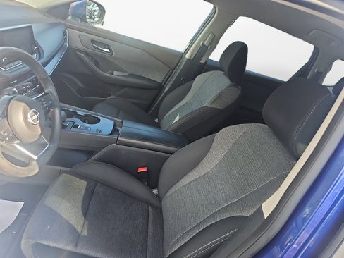 Used 2023 Nissan Rogue SV image 11