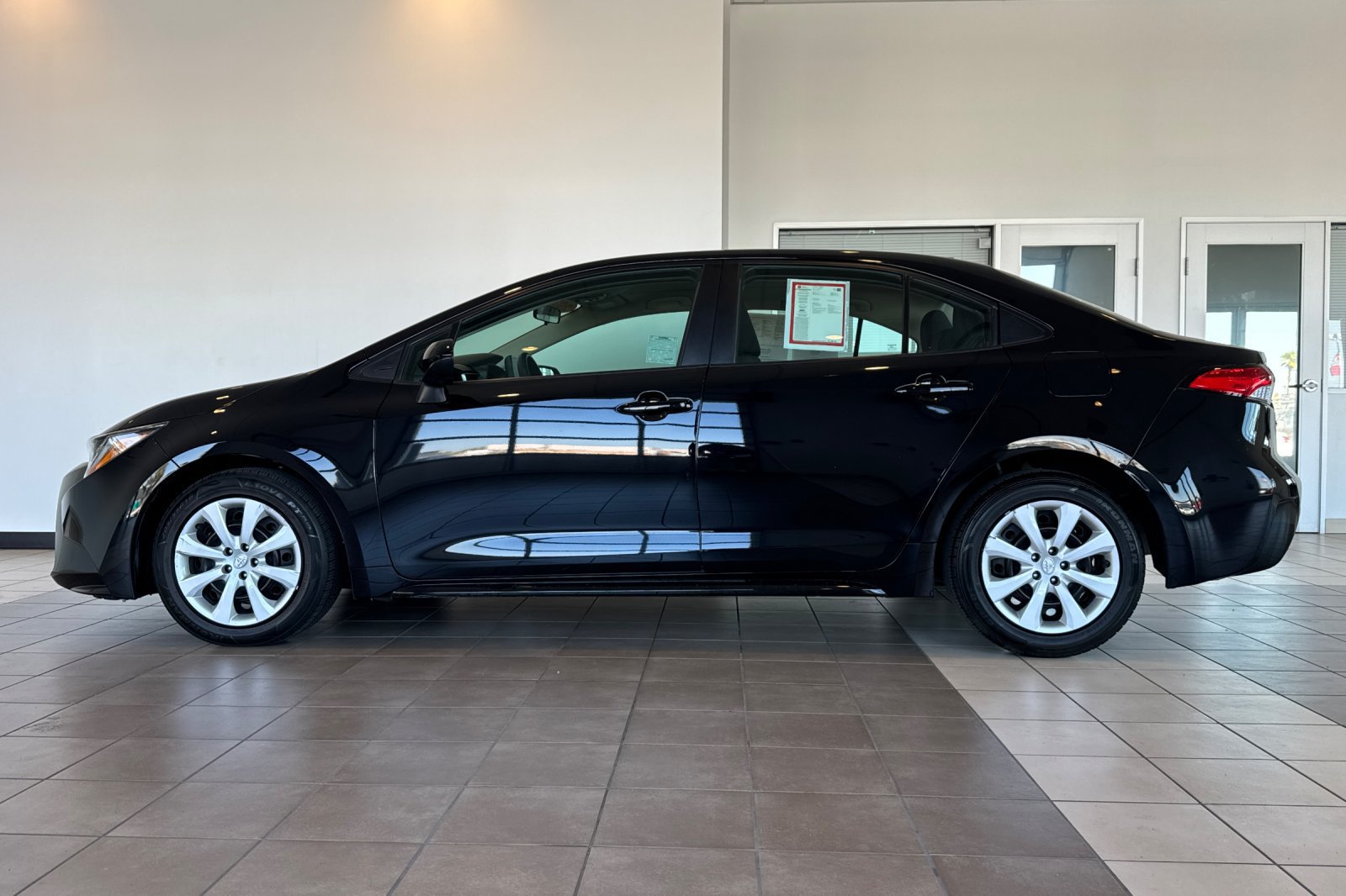 Certified 2024 Toyota Corolla LE FWD image 7