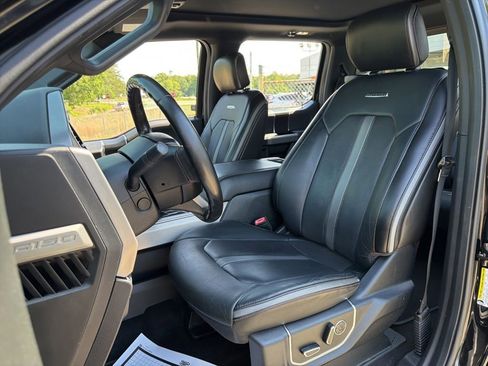 Used 2018 Ford F150 Platinum w/ Equipment Group 701A Luxury AWD/4WD image 24