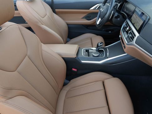 Certified 2023 BMW 430i Convertible w/ Premium Package image 13