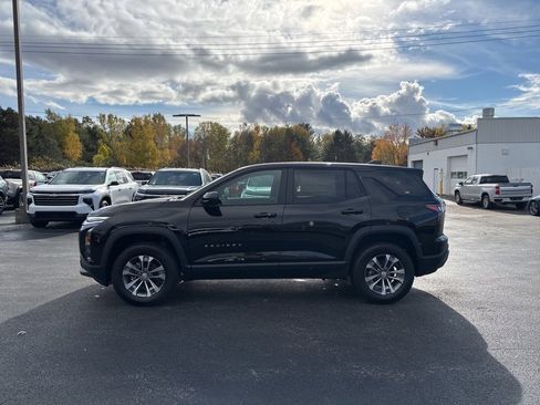New 2026 Chevrolet Equinox LT w/ Convenience Package II image 8