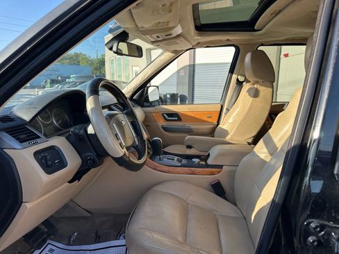Used 2008 Land Rover Range Rover Sport HSE image 12