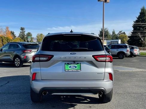 Used 2024 Ford Escape ST-Line image 4