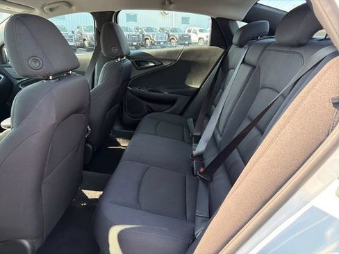 Used 2025 Chevrolet Malibu LT FWD image 24