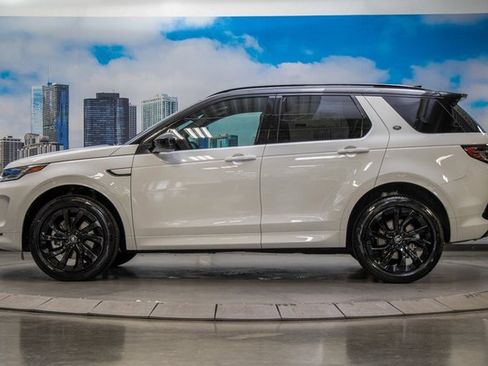 Used 2023 Land Rover Discovery Sport SE R-Dynamic image 6