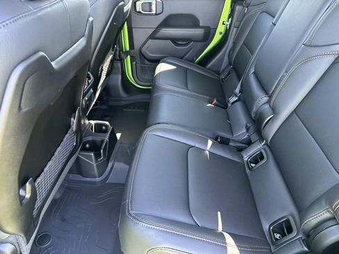 New 2025 Jeep Gladiator High Tide image 22