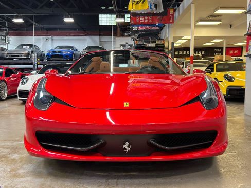 Used 2014 Ferrari 458 Spider RWD image 2