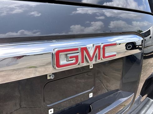 Used 2020 GMC Yukon Denali w/ Denali Ultimate Package RWD image 27