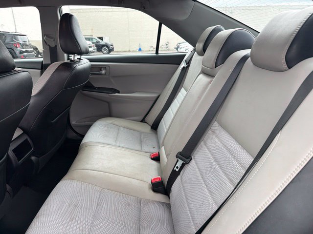 Used 2017 Toyota Camry SE FWD image 17