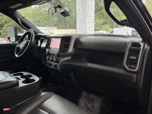 Used 2022 RAM 3500 Tradesman AWD/4WD image 29