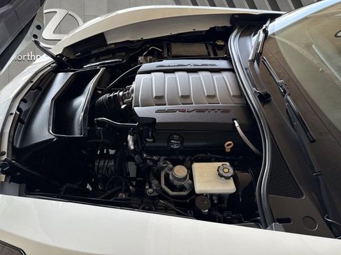 Used 2017 Chevrolet Corvette Stingray Coupe w/ 1LT image 25