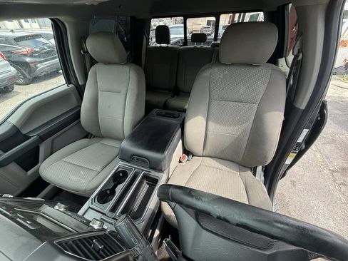 Used 2018 Ford F150 XLT w/ Equipment Group 302A Luxury AWD/4WD image 20