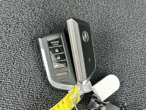 Used 2023 Acura MDX SH-AWD w/ Advance Package image 21