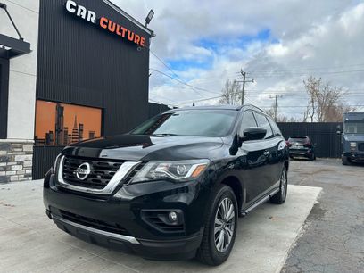 Used 2019 Nissan Pathfinder SV