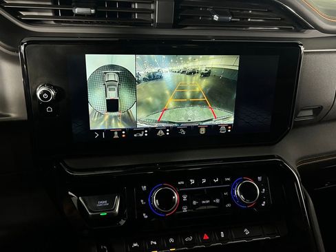 Used 2025 GMC Sierra 1500 AT4 image 18