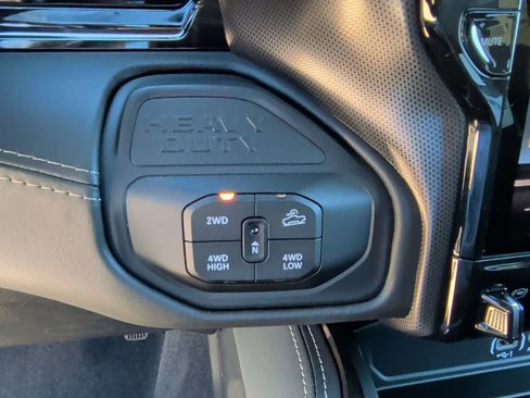 New 2026 RAM 2500 Limited image 28