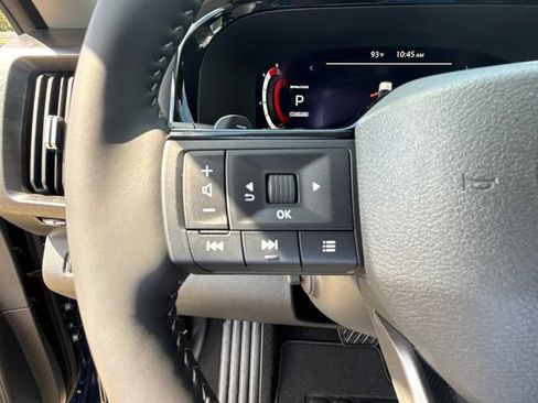New 2026 Nissan Pathfinder Platinum FWD image 24