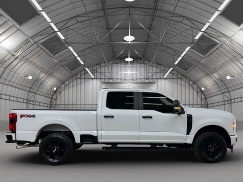 Used 2024 Ford F250 XL w/ STX Appearance Package AWD/4WD image 6