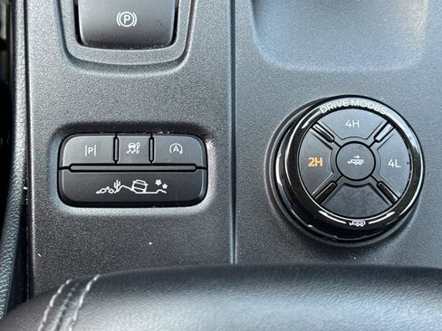 Used 2025 Ford Ranger XLT AWD/4WD image 19