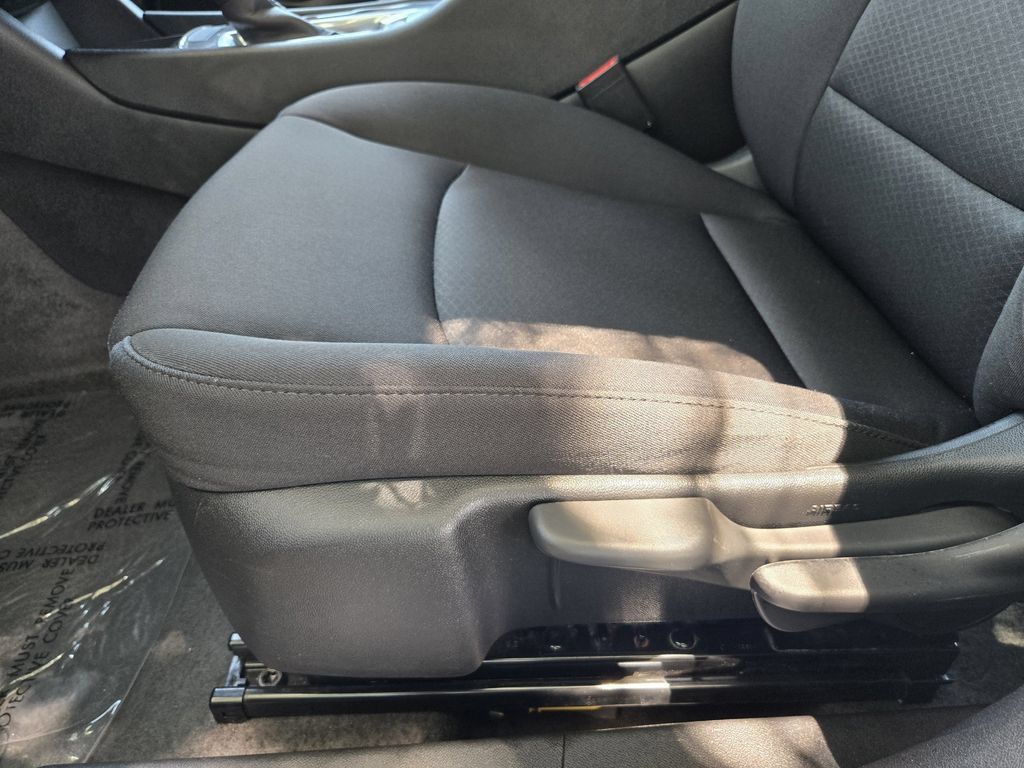 Used 2024 Chevrolet Malibu LS FWD image 19