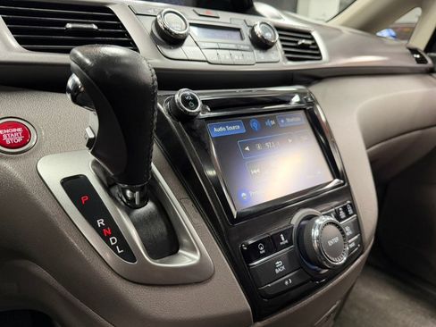 Used 2016 Honda Odyssey Touring Elite image 61