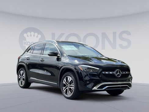 Certified 2026 Mercedes-Benz GLA 250 4MATIC image 8