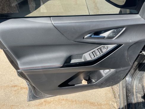 Used 2025 Chevrolet Equinox RS w/ Safety and Technology Package FWD image 25