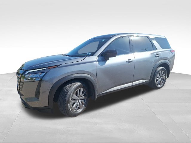 Certified 2026 Nissan Pathfinder S FWD image 4