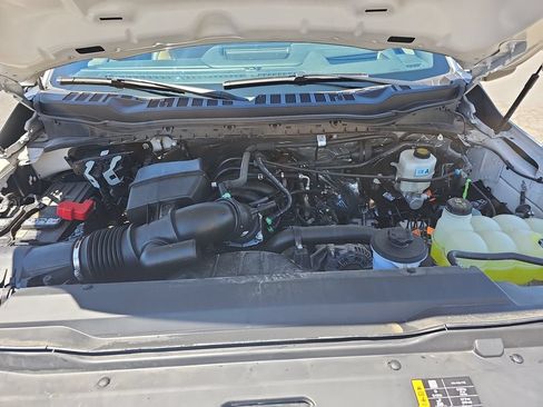 Used 2024 Ford F350 Lariat w/ Lariat Ultimate Package AWD/4WD image 35
