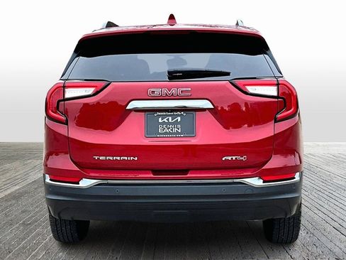 Used 2024 GMC Terrain AT4 w/ Infotainment Package II image 4