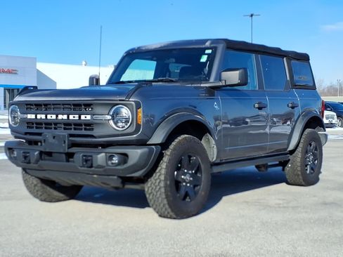 Used 2023 Ford Bronco Black Diamond image 1