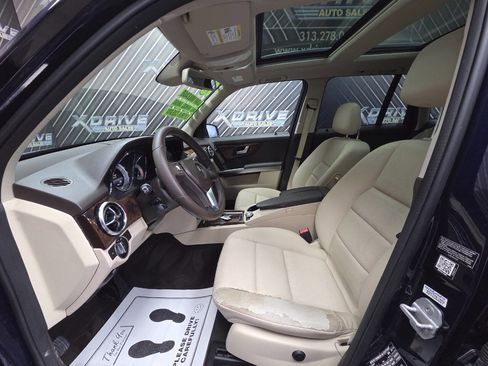 Used 2015 Mercedes-Benz GLK 350 2WD image 18