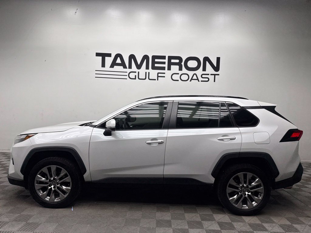 Used 2023 Toyota RAV4 XLE Premium FWD image 2