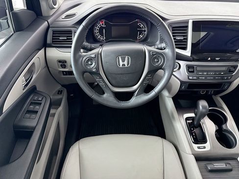 Certified 2017 Honda Pilot EX-L image 10