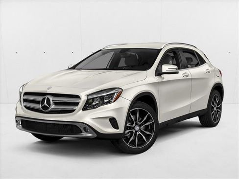 Used 2016 Mercedes-Benz GLA 250 4MATIC image 1