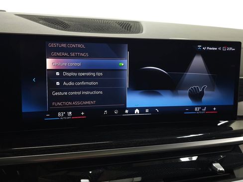 Used 2024 BMW X7 xDrive40i w/ M Sport Package image 31