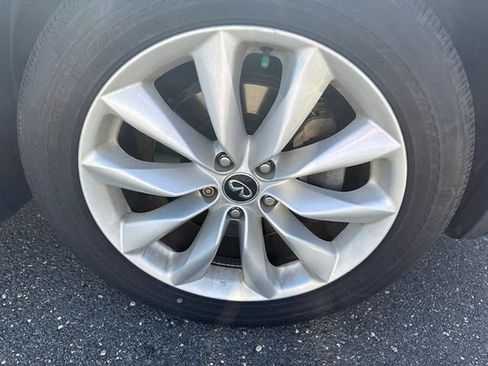 Used 2019 INFINITI QX50 Essential w/ Premium Heat Package AWD/4WD image 6