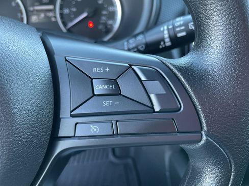 New 2025 Nissan Kicks Play S image 14