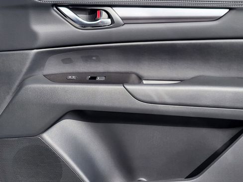 New 2025 MAZDA CX-5 AWD 2.5 S w/ Preferred Package image 19